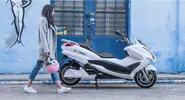100/blitz-6000-woman.jpg