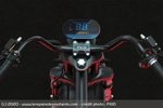 100/cyclomoteur-electrique-emos-wyld-compteur.jpg